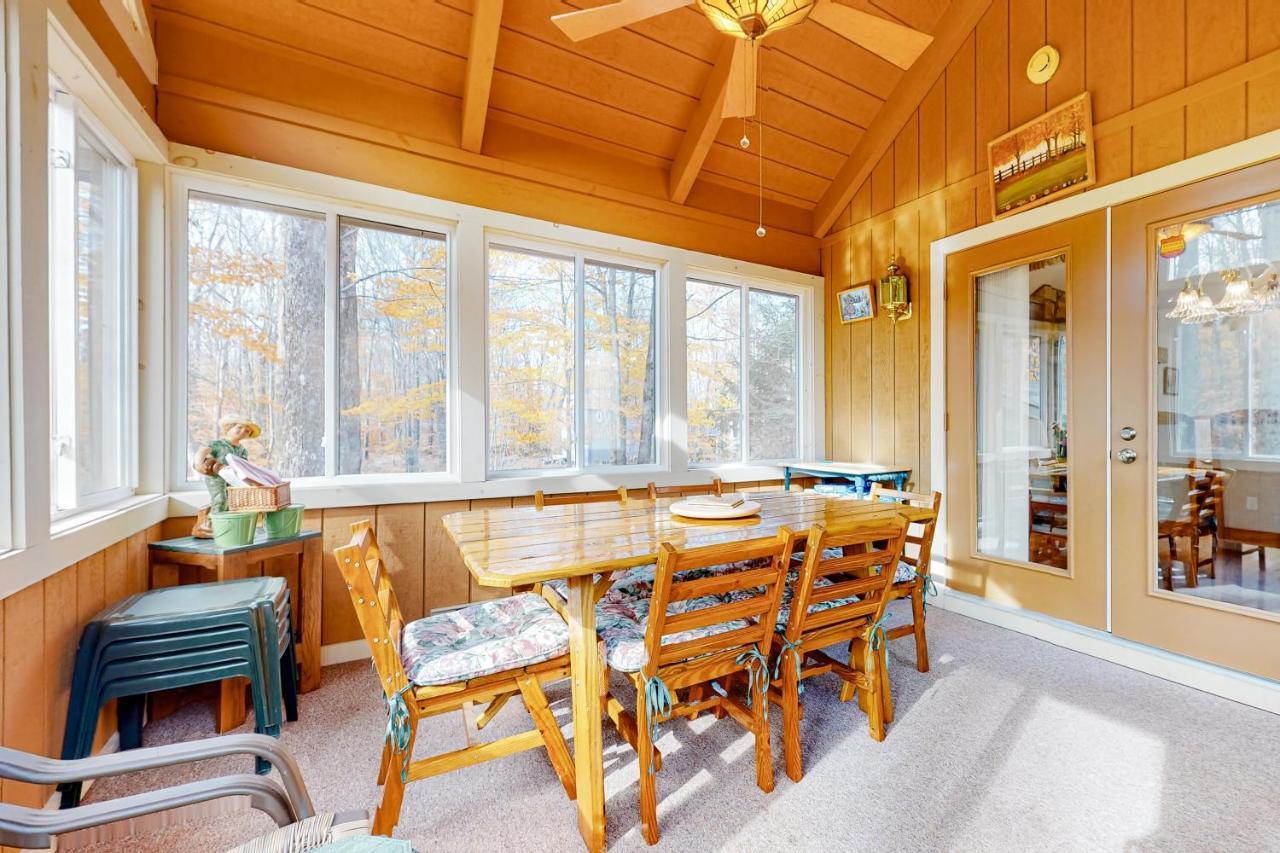 Friendship Lodge Pocono Lake エクステリア 写真