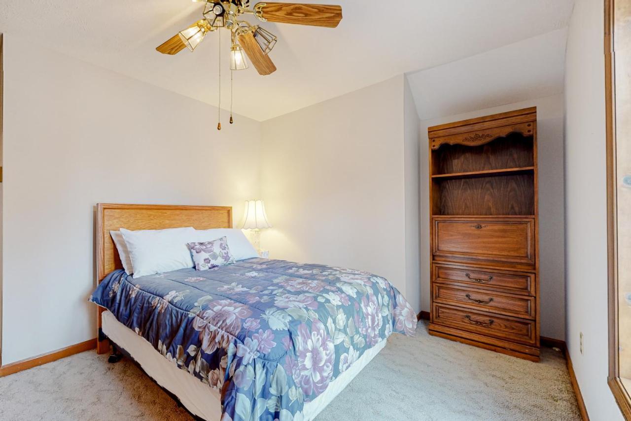Friendship Lodge Pocono Lake エクステリア 写真