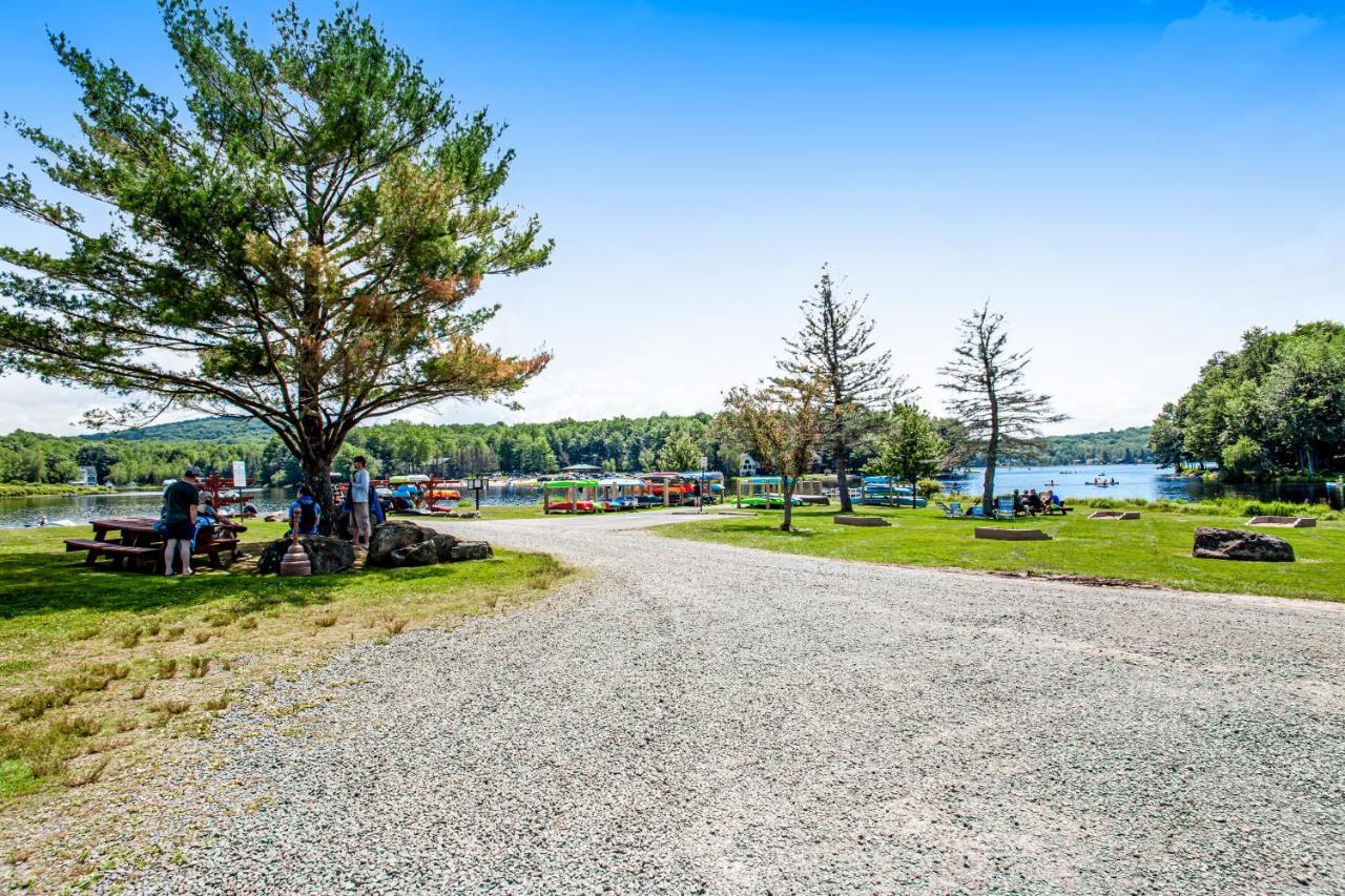 Friendship Lodge Pocono Lake エクステリア 写真