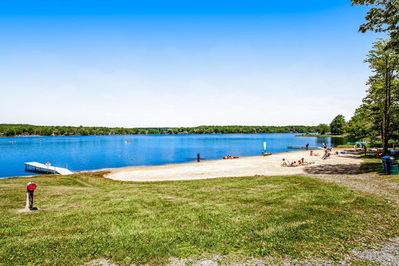 Friendship Lodge Pocono Lake エクステリア 写真